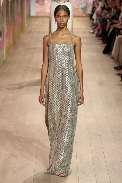 Look 56